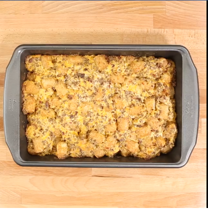 Bacon-Cheeseburger-Tater-Tot-Casserole||Bacon Cheeseburger Tater Tot Casserole