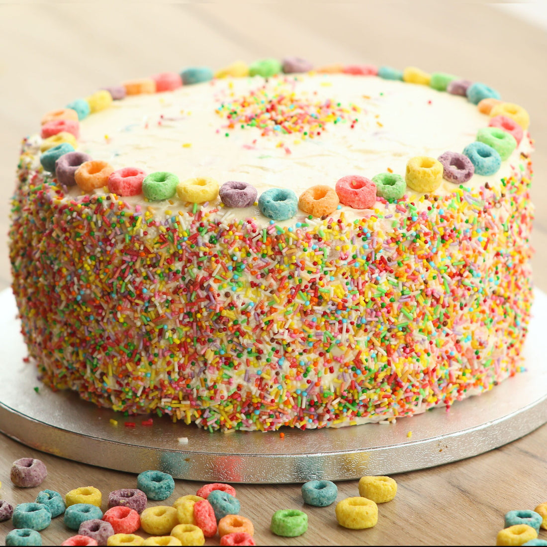 Fruit Loops Cake