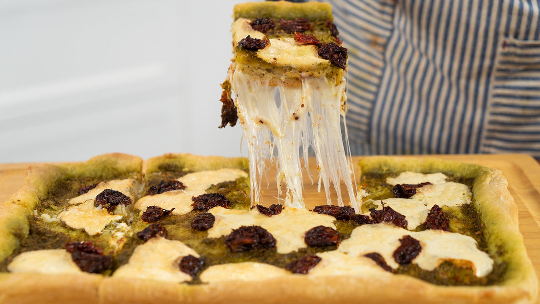 Pesto & Sundried Tomato Pan Pizza