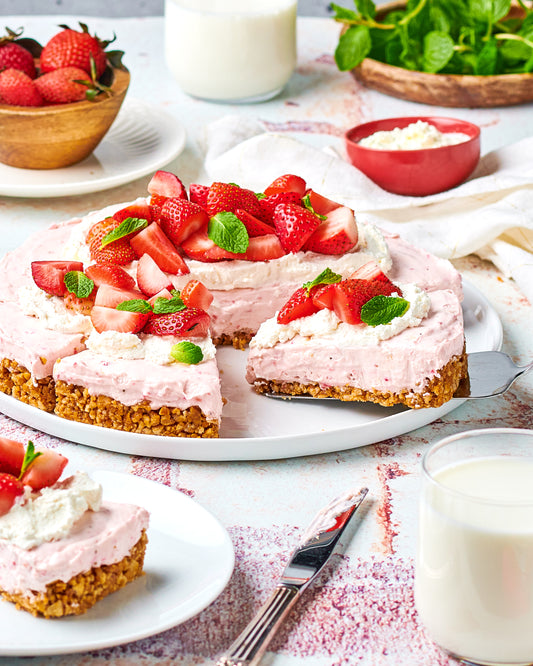 Strawberry Cheesecake with Pretzel Crust