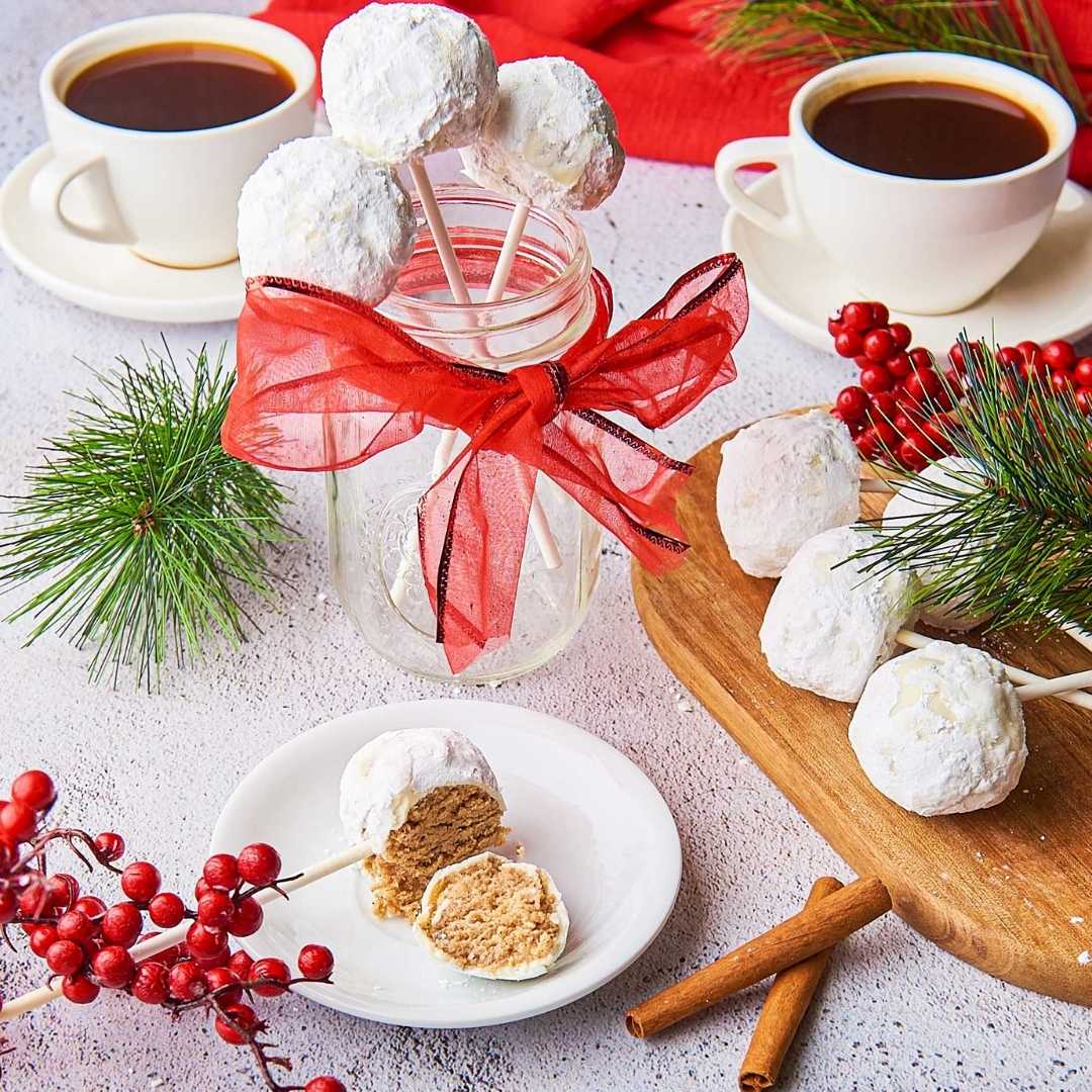 Snickerdoodle Snowball Pops
